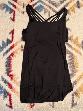 Black Strappy Women’s Athletic Top with built in Sports Bra